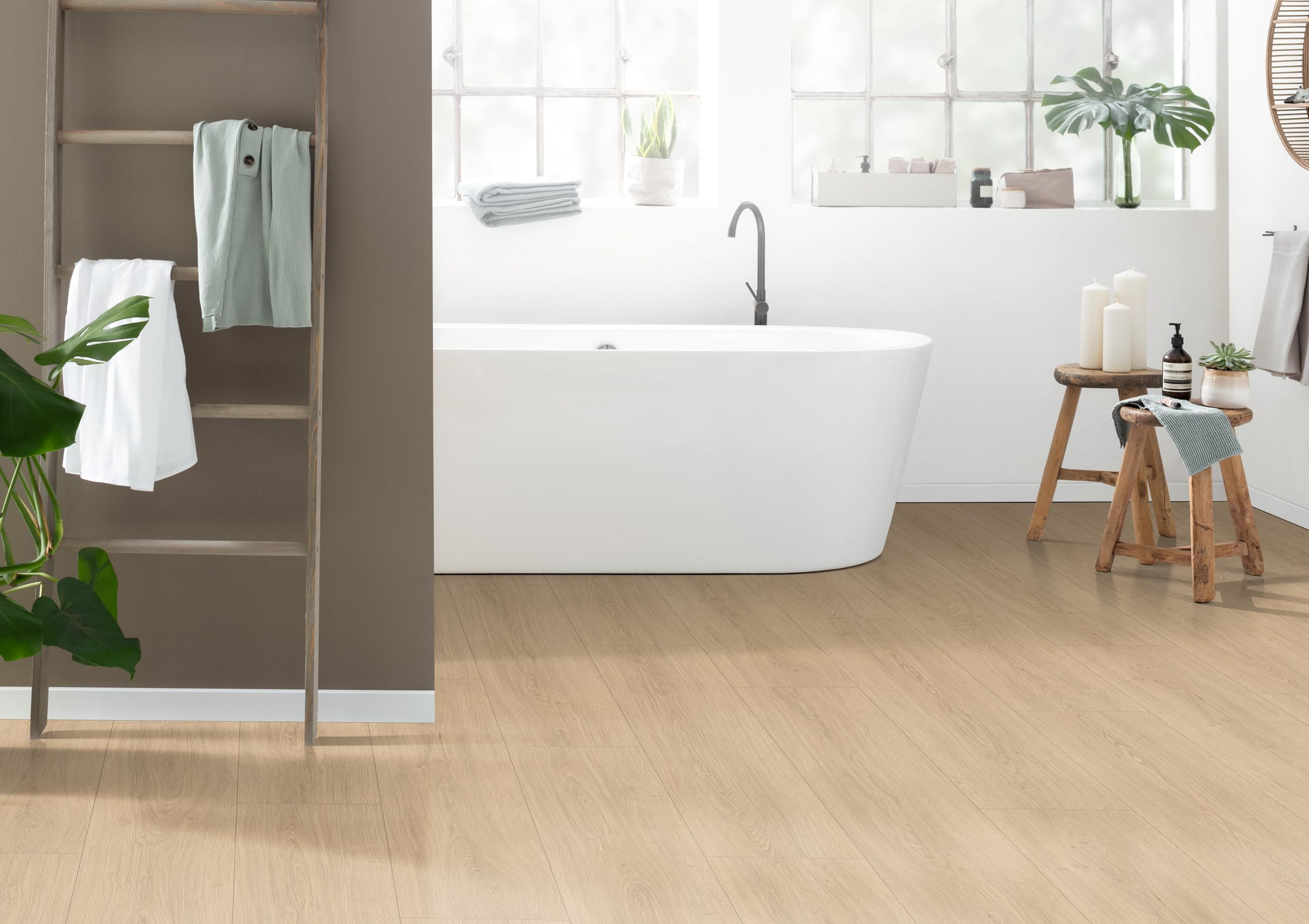 egger-naturesense-aqua-el2027-laminat-victoria-eiche-natur-2-543m image 5