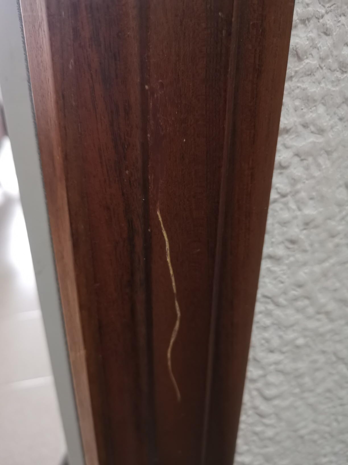 Praktisch mit Spachtel