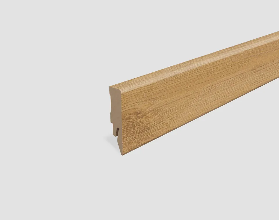 egger-home-sockelleiste-l633-eiche-braun-240-cm-kubisch image 1