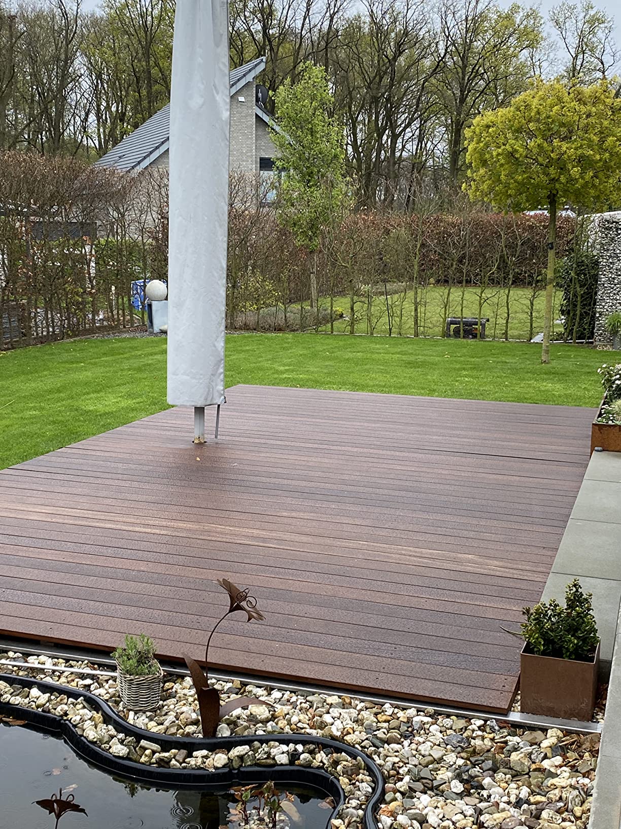 Terrasse sieht top aus