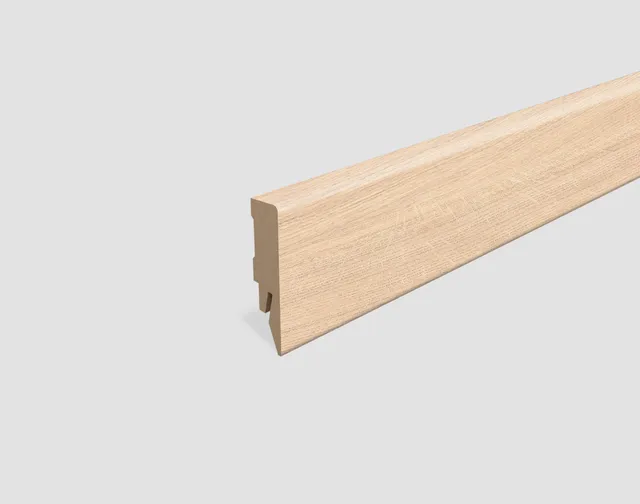 egger-home-sockelleiste-l605-eiche-beige-2400-mm-kubisch image 1