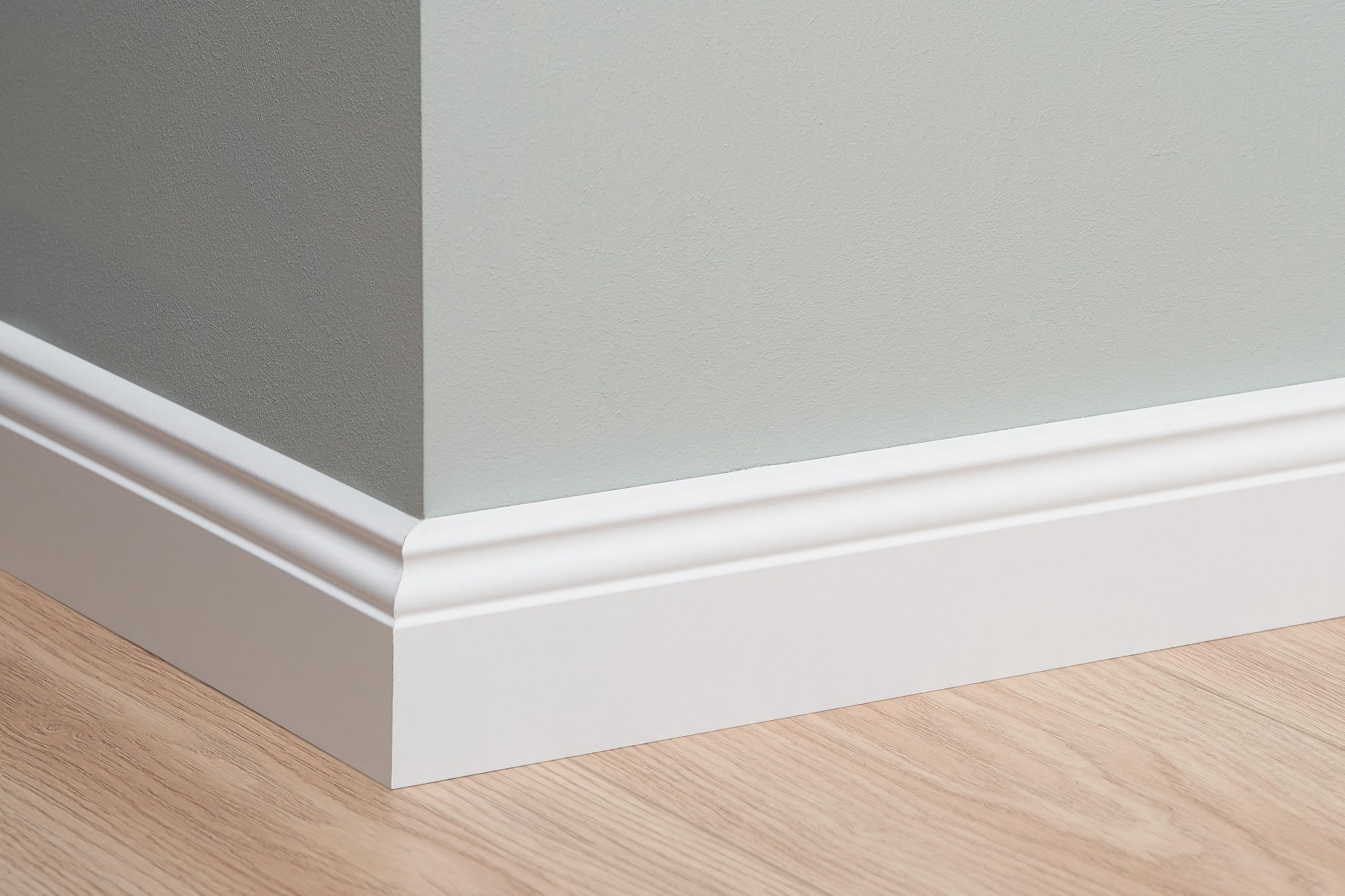 egger-home-sockelleiste-wei-70mm-geschwungen-2400mm-mdf image 3