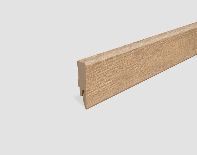 egger-home-l658-sockelleiste-eiche-braun-2400-mm-kubisch image 1